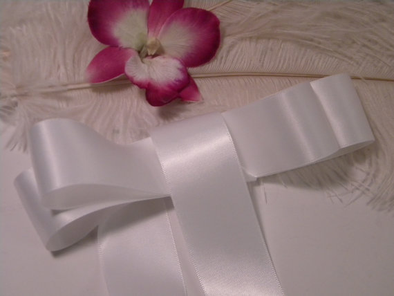 Wedding - SALE / White Satin Ribbon, 1 1/2" ,DIY Wedding Supplies, DIY Bridal Bouquet Ribon ,Gift Wrap Favor Box Ribbon, Craft Sewing, 5 Yards