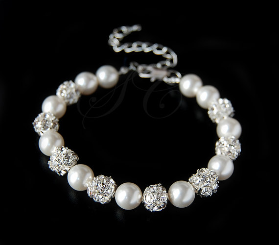 Mariage - Pearl Wedding Bracelet Bridal Jewelry Swarovski Pearls Rhinestone Bling Vintage Classic White Ivory Cream Bling Bridesmaid Gifts