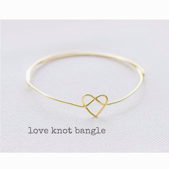 Mariage - tie the knot bracelet, heart bracelet, knot bracelet, bridesmaid bracelet