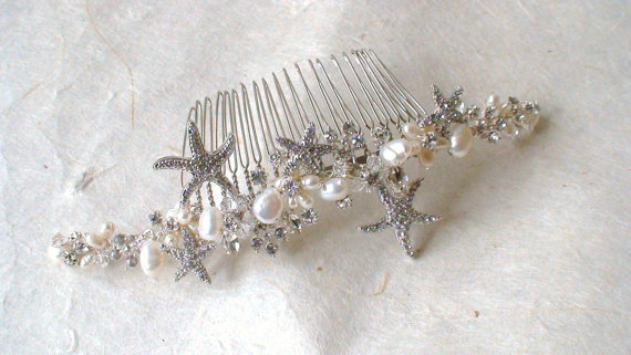 Свадьба - Starfish comb. Pearl starfish hair comb. bridal headpiece. Crystal hair comb. Wedding hair accessories.