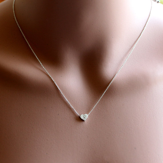 زفاف - Personalized Initial heart necklace jewelry, Silver Heart necklace, Silver plated Heart,  flower girl,Bridesmaid Gift Idea necklace jewelry