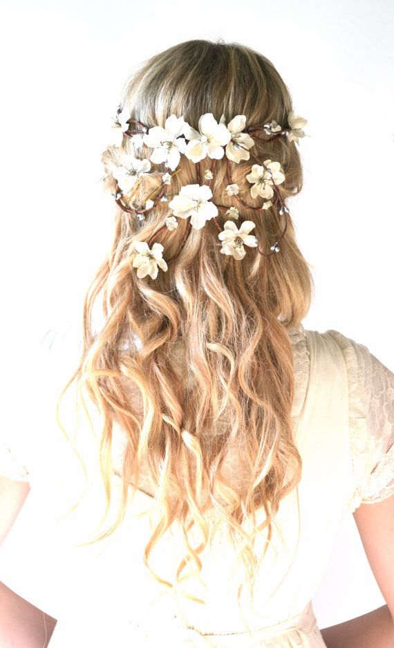 زفاف - Bridal Crown, Flower Head Wreath, Wedding Hair Accessory, Woodland Hair Piece, Hair Wreath, Circlet, Ivory, Pearl, Silver, Headpiece - HERA