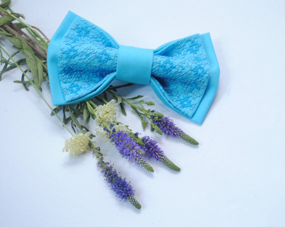 Mariage - EMBROIDERED bright blue bow tie Men's ties For wedding in shades of blue Great to wear with vivid yellow stuff Stylish Fashionable For groom