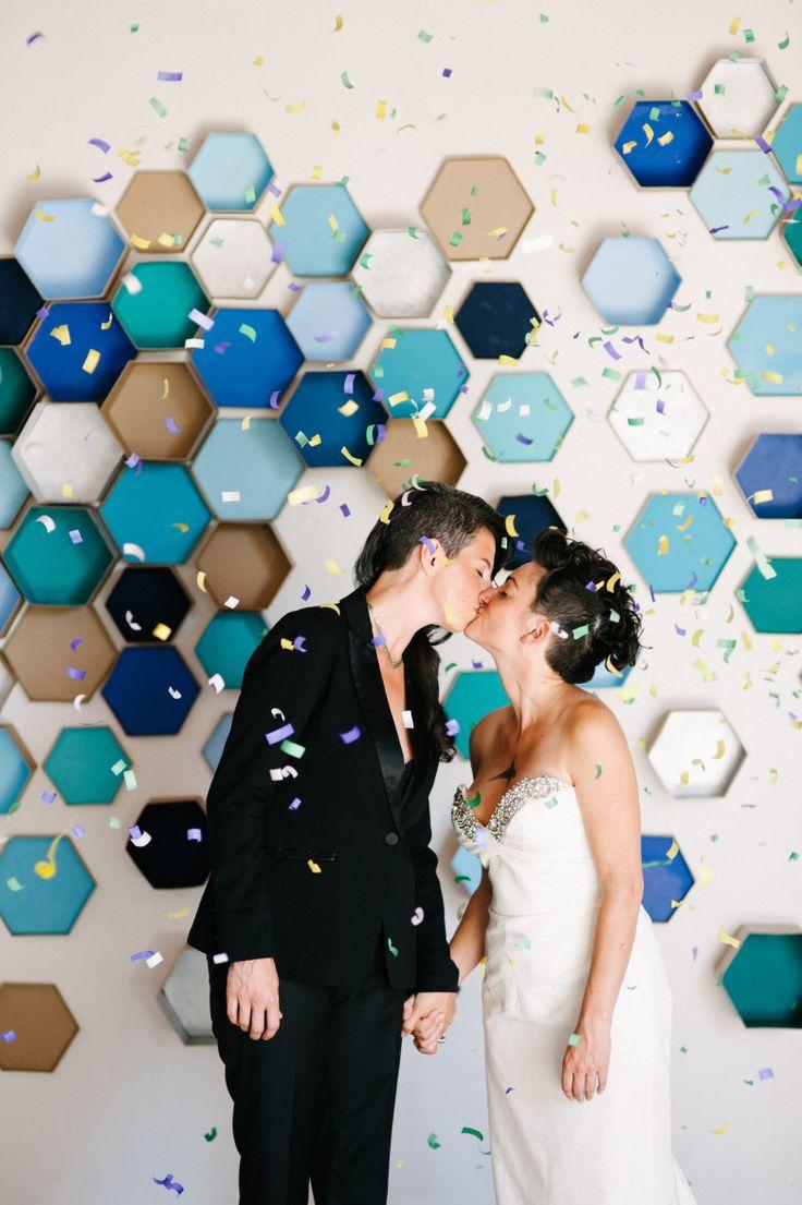 Hochzeit - How To: Geometric Hexagon Box Wedding Backdrop