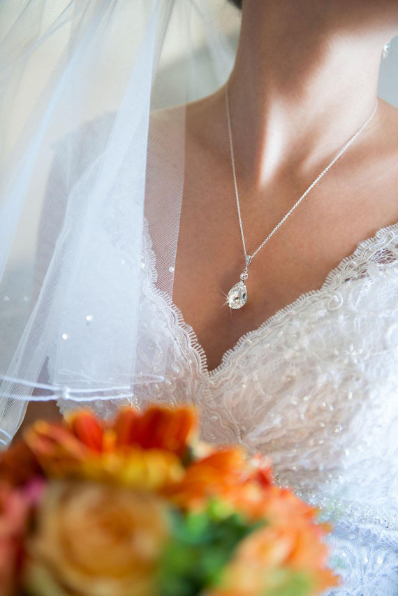 Свадьба - Crystal Pendant Bridal Necklace Bridal Wedding Crystal Drop Bridal necklace Swarovski crystal Bridesmaids jewelry Earrings available