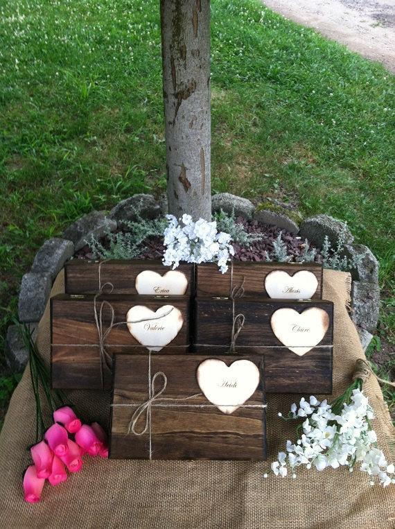 Hochzeit - Bridesmaid Gift Box - 5 Personalized Bridesmaid Keepsake Box - Bridal Party Gift - Matron of Honor - Flower Girl - Groomsmen/Best Man Gift