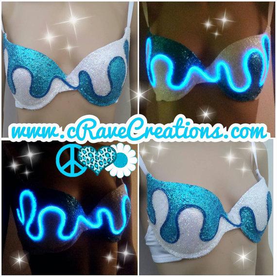 Hochzeit - Glowing EL Wire with Glitter Bra, Choose Color, Customizable, Lingerie  Rave Bra, LIGHT UP, Sound Reactive, Sound Activated, Blue and White