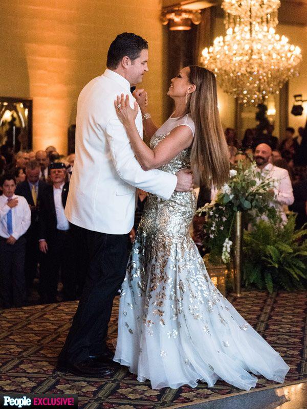 Hochzeit - Vanessa Williams Wedding Photo Exclusive: All The Details On Her Reception Dress, Jewelry And More!
