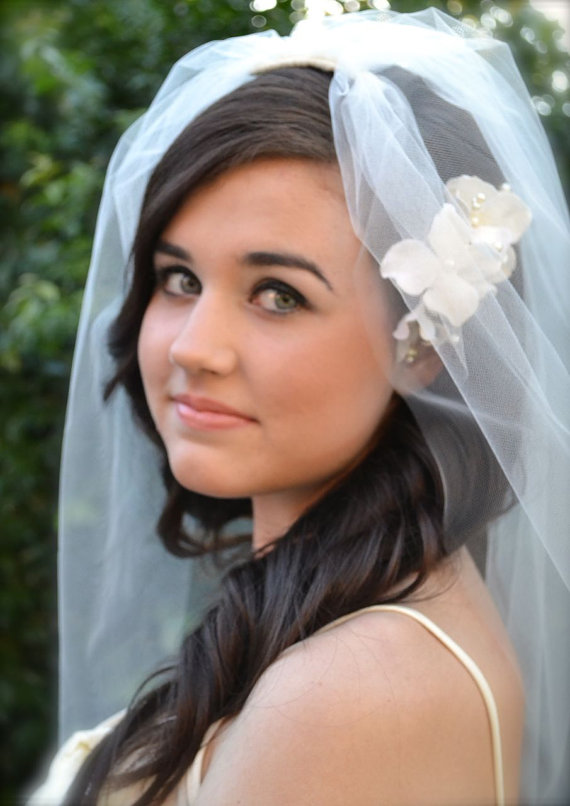 Свадьба - Waist Length Bridal Veil Elbow Length Veil 30" long 108, 72, 54" wide ivory, white, champagne bridal illusion tulle traditional wedding veil