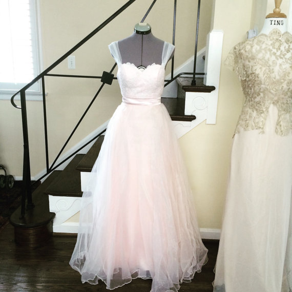 زفاف - Blush organza and soft white lace 2 piece wedding dress- sample sale-free shipping USA