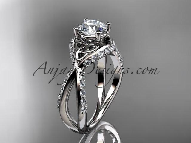 Hochzeit - platinum diamond celtic trinity knot wedding ring, engagement ring CT7218
