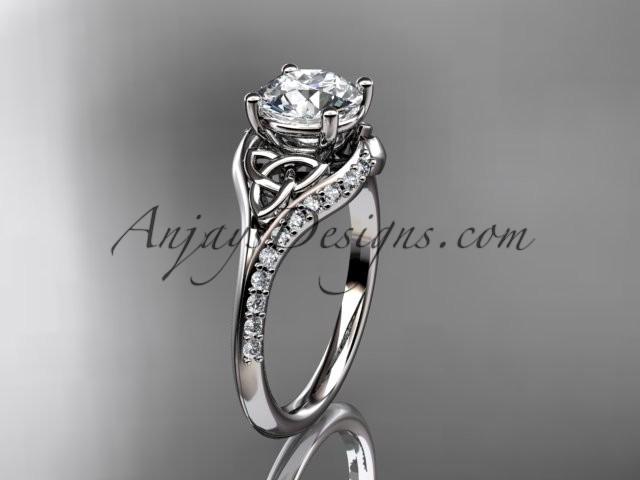 Hochzeit - platinum diamond celtic trinity knot wedding ring, engagement ring CT7125
