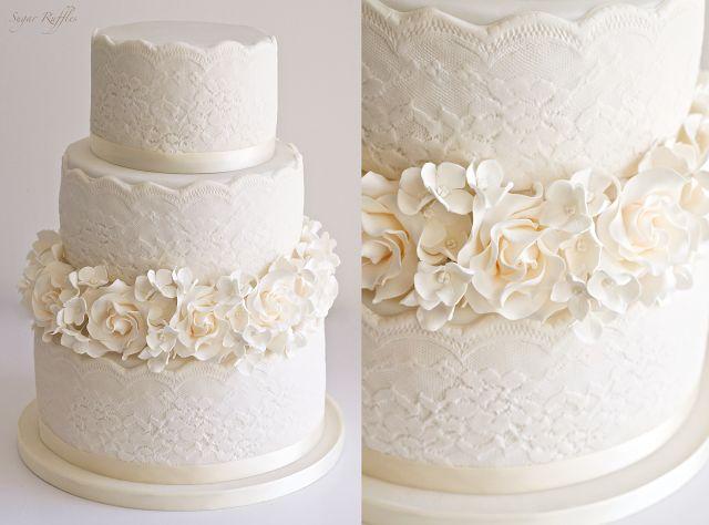 Mariage - Ivory Lace Wedding Cake