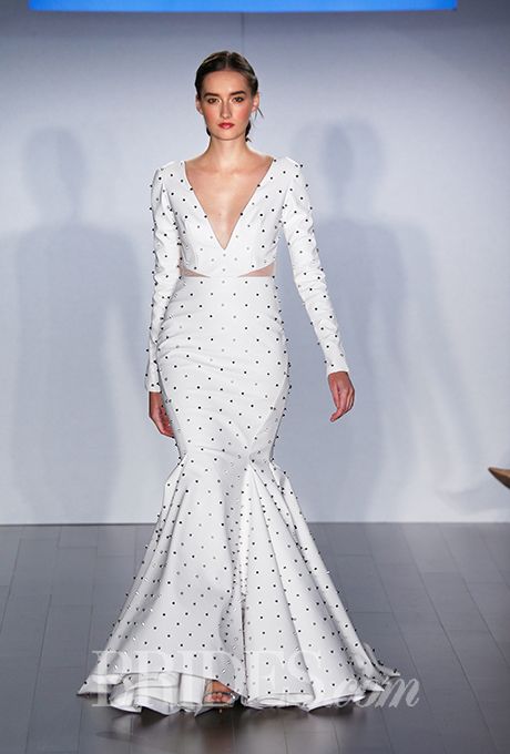 زفاف - Hayley Paige Wedding Dresses - Fall 2015 - Bridal Runway Shows - Brides.com
