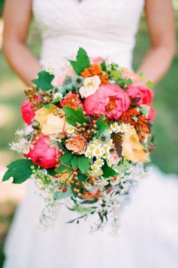 Mariage - Holly Chapple Flowers - Southern Weddings Magazine