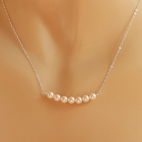 زفاف - Pearl Necklace, Bridal Pearl Necklace, Bridesmaid Necklace, Swarovski Pearls in Sterling Silver, The Small Pearl Processional Necklace
