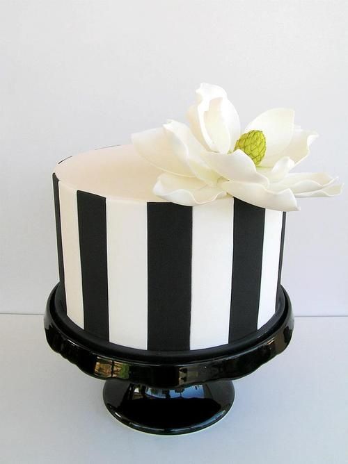 Hochzeit - Wedding Cake Crush: Sweet Disposition Cakes