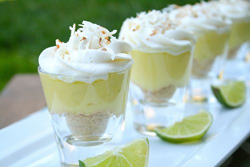 Hochzeit - Coconut Lime Dessert Shots  