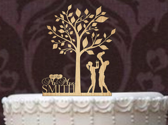 Свадьба - Custom Wedding Cake Topper Monogram Personsalized Silhouette With Your Last Name, wedding date, Tree of life, Rustic wedding cake topper