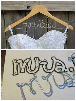 Hochzeit - So Many Sweets: DIY - Wedding Name Hanger