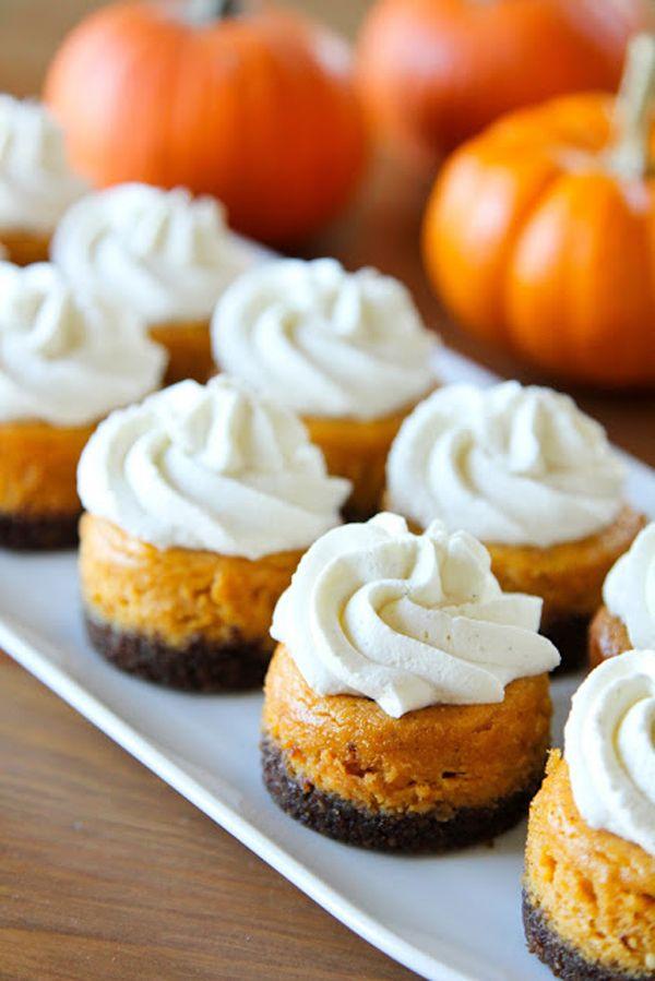 Свадьба - Mini Pumpkin Cheesecakes With Gingersnap Crusts