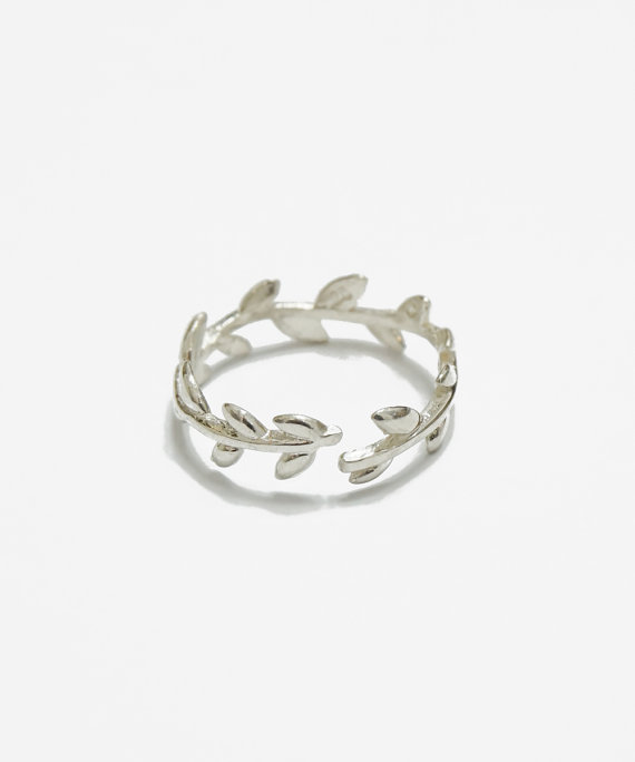 زفاف - Simple laurel ring,sterling silver,adjustable,stack ring,knuckle ring,dainty jewelry,engagement,wedding ring,bridal jewelry,gift for her