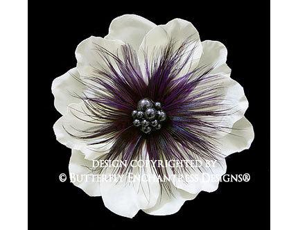 زفاف - Feather Hair Flower, Hair Accessory, Wedding Hair Clip - Purple Indigo Shimmer Anemone Feather Flower - Pearl Cluster Center