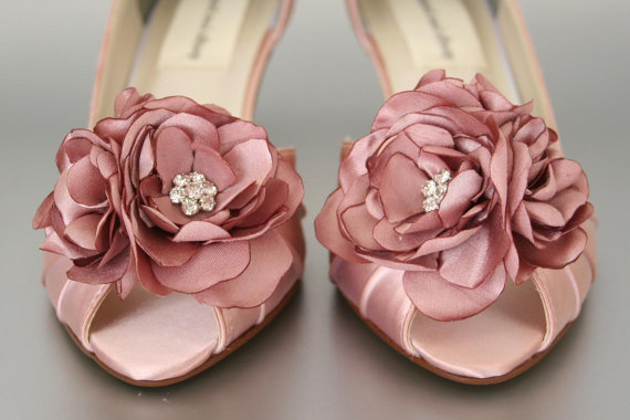 Свадьба - Wedding Shoes -- Antique Pink Wedding Shoes with Matching Flower Adornment