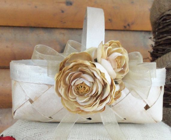 Mariage - Beautiful Rustic Flower Girl Basket With A Personalized Heart