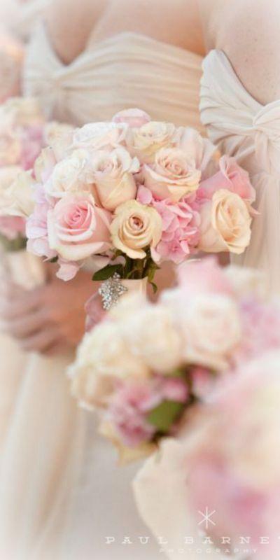 Wedding - Bridesmaids In Pastel