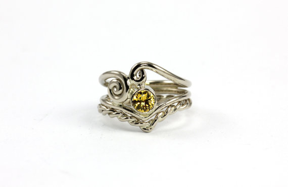 Свадьба - Angelic Yellow Canary Sapphire Script Ring Set - 14k Palladium White, Rose or Yellow Gold - Wedding Band Engagement Ring Promise Anniversary