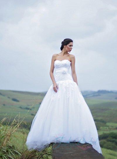 Wedding - JW16067 2016 lace elongated bodice tulle ball gown wedding dress