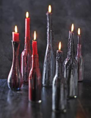 Hochzeit - Frightful DIY Candlesticks For Halloween Party