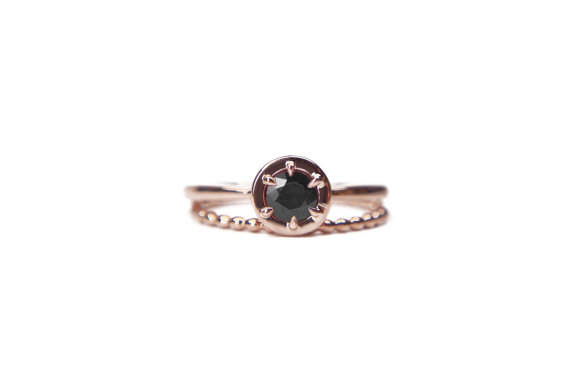 Mariage - Rose gold black diamond engagement ring set of 2, 14k rose gold, eco friendly, vintage inspired stacking wedding bands
