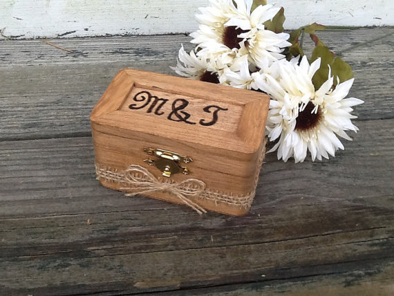 Wedding - Rustic wedding ring box, nautical beach side wedding, ring pillow alternative, country wedding, barn wedding, burlap wedding ring box