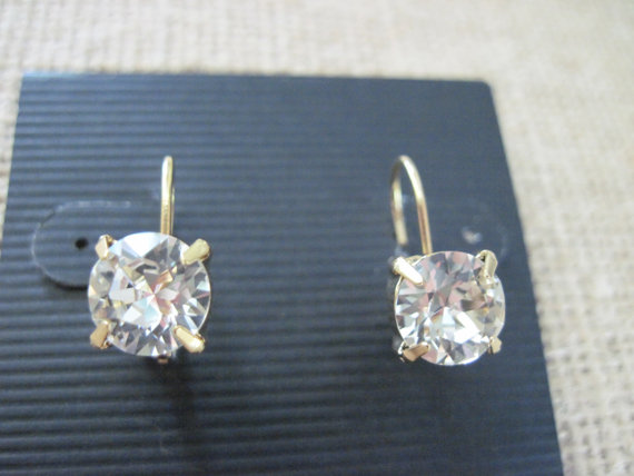 Hochzeit - Clear Swarovski Crystal Drop Earrings/ Crystal Drops /Bridesmaid Jewelry/ Custom Wedding Jewelry/Swarovski Earrings/ Bridesmaid Jewelry