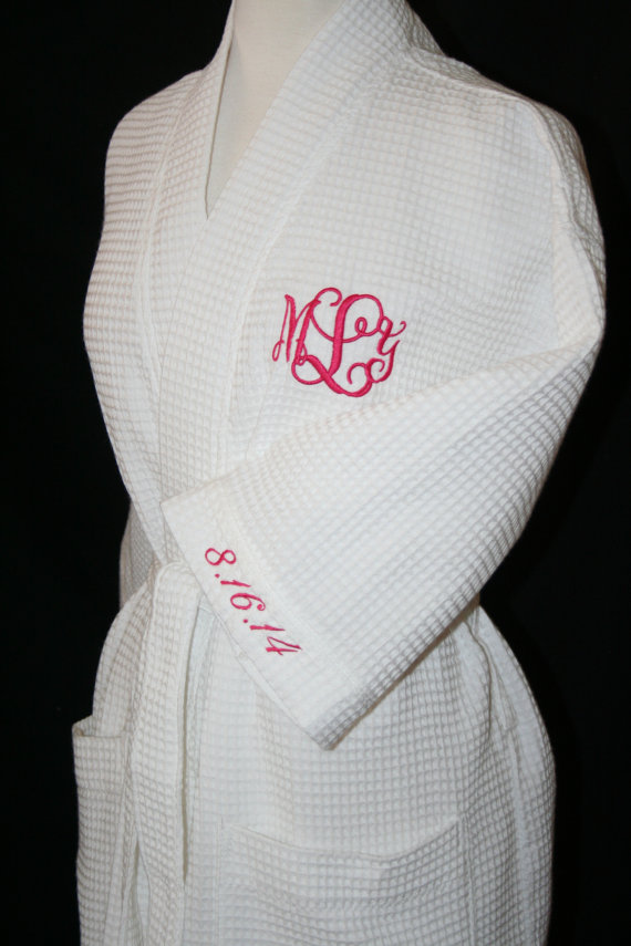 Свадьба - PERSONALIZED Waffle Weave Robes Available in 9 Colors and Available for Immediate Shipment; Rush Orders Welcome