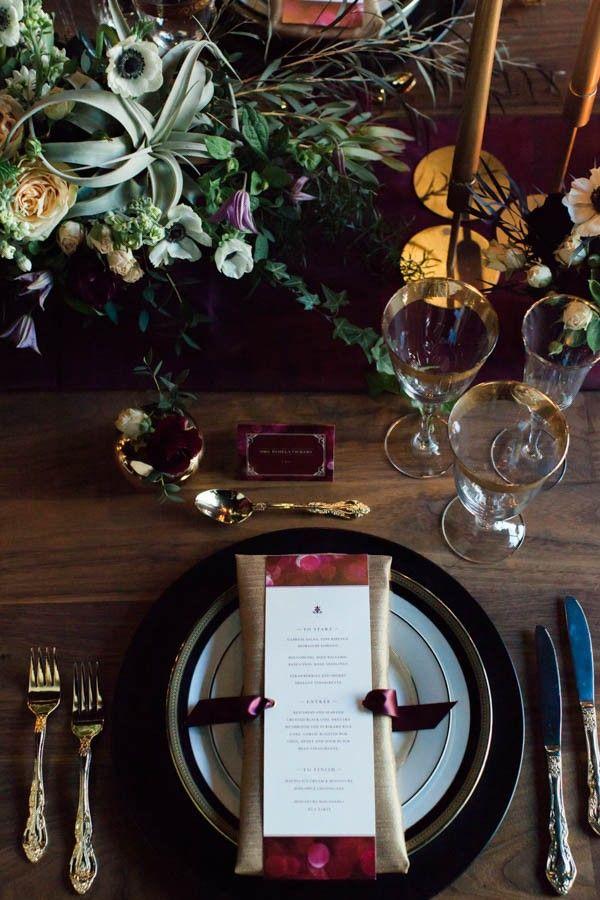 Wedding - Elegant Inspiration For A Wedding In A Library 