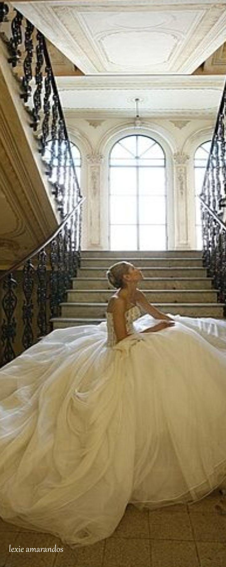 Mariage - ELABORATE WEDDINGS AND GOWNS