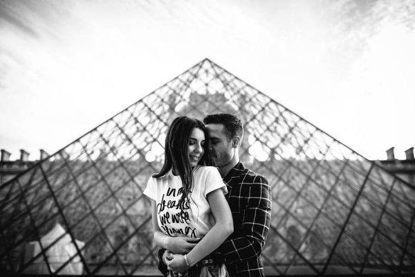 Hochzeit - Ultra Stylish Engagement In Paris 