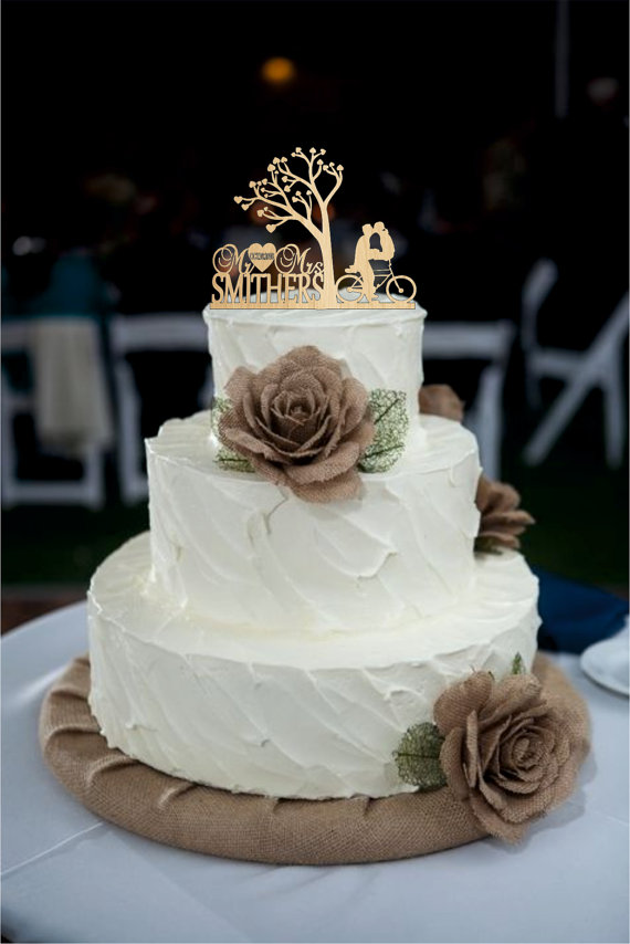 زفاف - Rustic Wedding Cake topper with a Tree of life, Custom Wedding Cake Topper Personalized Mr and Mrs with a bicycle silhouette your last name