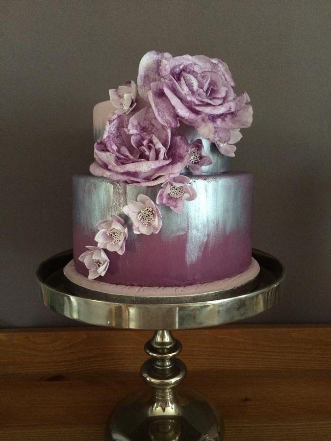 Hochzeit - Wafer Paper Flowers — Purple