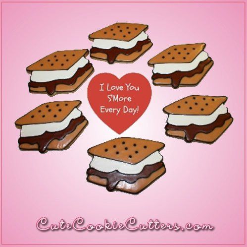 Mariage - Pink S'mores Cookie Cutter