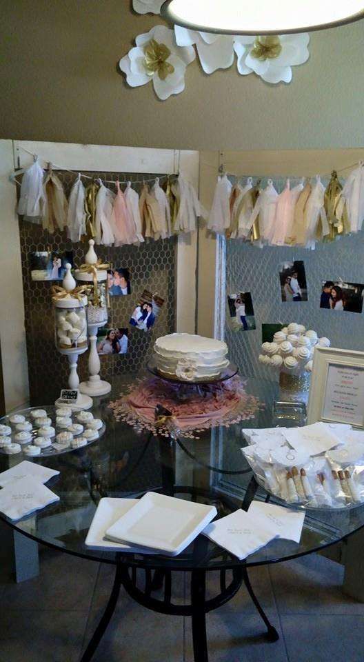 Mariage - White And Gold Bridal/Wedding Shower Party Ideas
