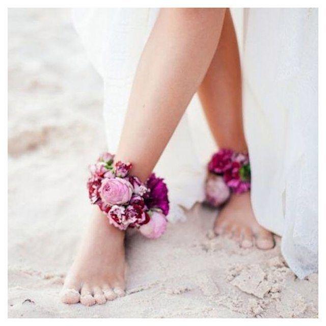 Свадьба - Bel Aire Bridal On Instagram: “Hello All You Lovely People! @weddingchicks Is Taking Over And We're Putting Our Best Foot Forward With These Gorgeous Floral Anklets. So…”