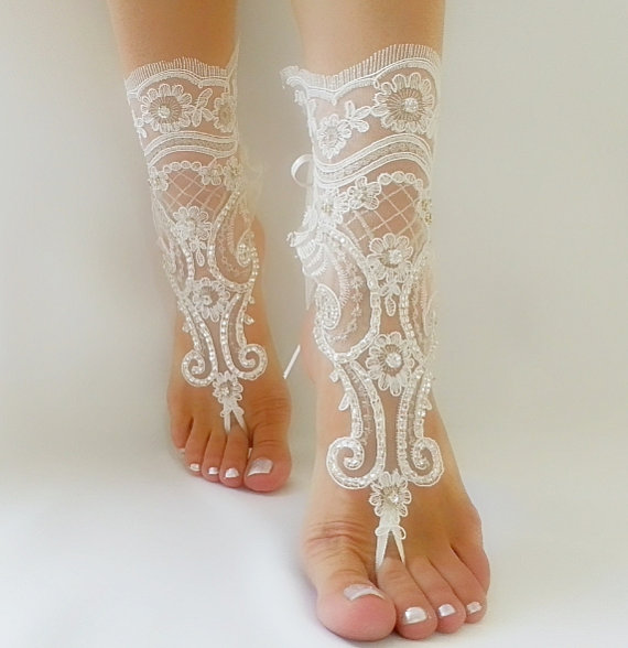 Mariage - ivory Beach wedding barefoot sandals