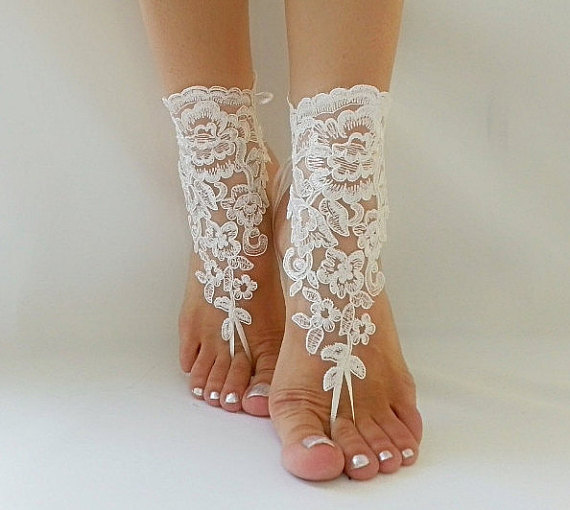 Hochzeit - ivory Beach wedding barefoot sandals