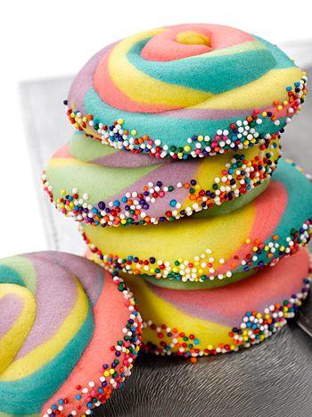 Hochzeit - Rainbow Pinwheel Cookies