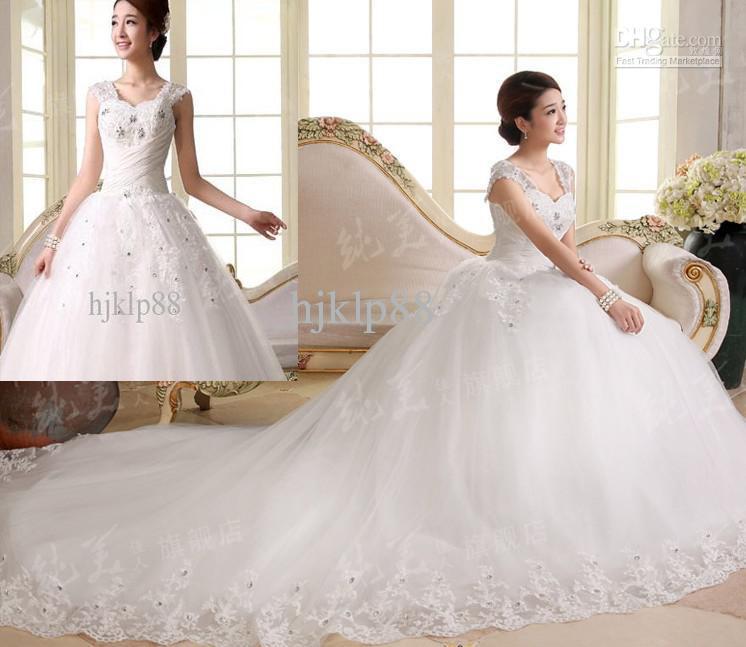 Hochzeit - 2014 New Arrival Luxury Sweetheart Applique Tulle Bridal Ball Gown Crystal Beaded A-line Cathedral Train Cheap Sheer Vintage Wedding Dresses Online with $121.64/Piece on Hjklp88's Store 