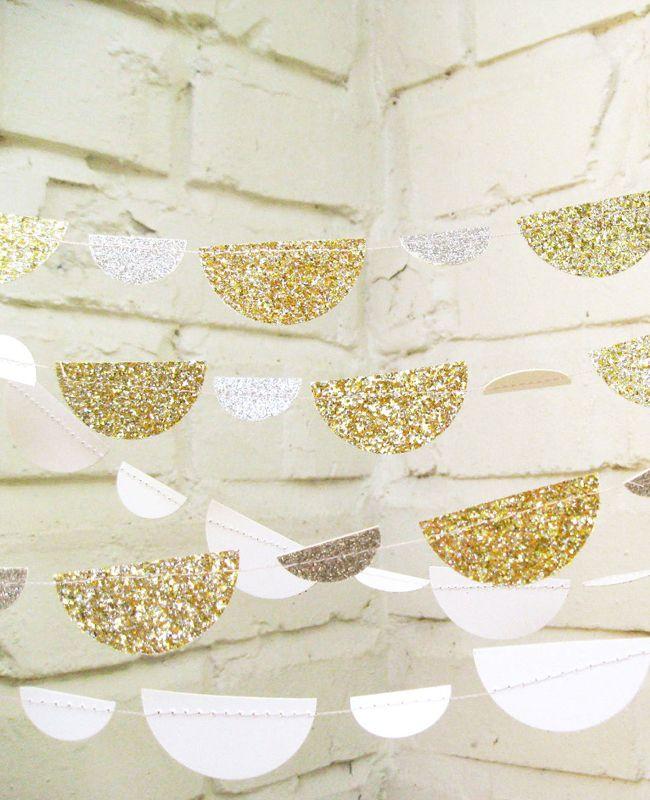 Mariage - 3 Sparkly Garland Ideas   How To Make Your Own!